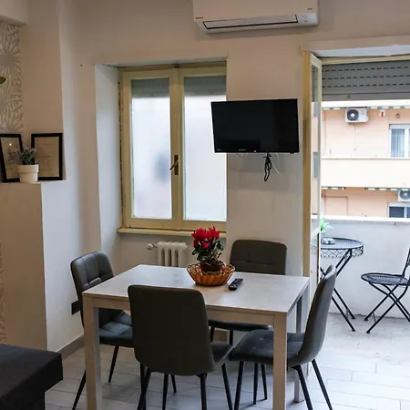 Domus Marconi Apartment *